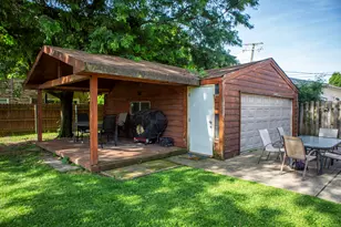10435 Barnard Dr, Chicago Ridge, IL 60415 - Photo 24