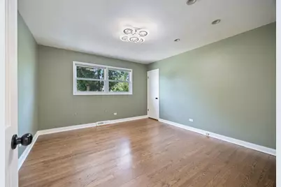 564 W Harrison Road, Lombard, IL 60148 - Photo 16