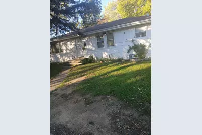 614 N County Street, Waukegan, IL 60085 - Photo 1