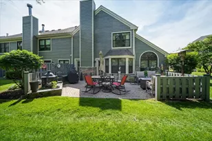 2619 Burton Dr, Westchester, IL 60154 - Photo 6