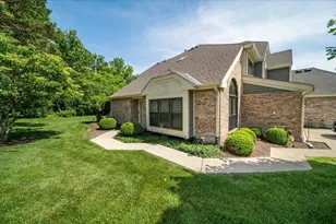 2619 Burton Dr, Westchester, IL 60154 - Photo 2