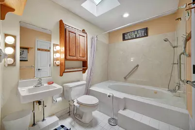 2418 N Nottingham Court, Champaign, IL 61821 - Photo 16