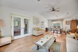 2418 N Nottingham Ct, Champaign, IL 61821 - Photo 6