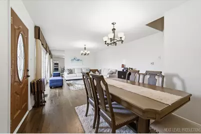 7528 Churchill Street, Morton Grove, IL 60053 - Photo 12