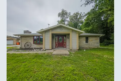 4657 Bridgeport Road, Chicago, IL 62417 - Photo 1