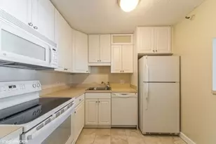 10 E Ontario St, Chicago, IL 60611 - Photo 8