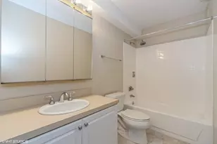 10 E Ontario St, Chicago, IL 60611 - Photo 10