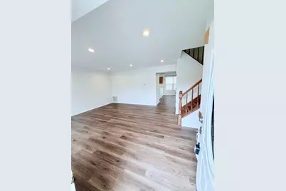 1120 Keswick Lane, Mundelein, IL 60060 - Photo 2