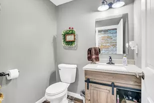 8909 N 2300 E Rd, Fairbury, IL 61739 - Photo 34