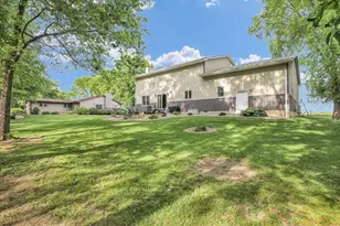 8909 N 2300 E Rd, Fairbury, IL 61739 - Photo 50