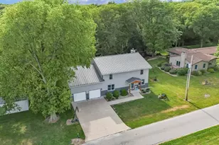 8909 N 2300 E Rd, Fairbury, IL 61739 - Photo 58