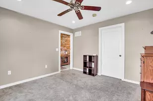 8909 N 2300 E Rd, Fairbury, IL 61739 - Photo 36