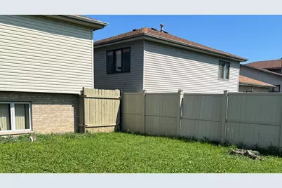 [Address not provided], Markham, IL 60428 - Photo 12