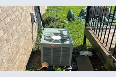 [Address not provided], Markham, IL 60428 - Photo 10
