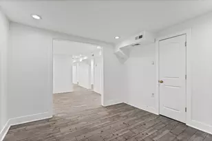 2833 W Polk St, Chicago, IL 60612 - Photo 22