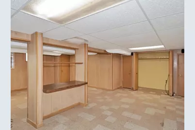 10208 S Saint Louis Avenue, Evergreen Park, IL 60805 - Photo 18