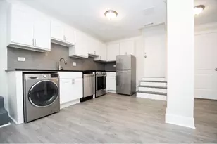 6485 W Roscoe St, Chicago, IL 60657 - Photo 4