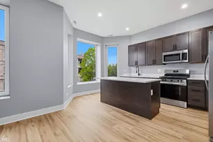 1544 S Sawyer Ave, Chicago, IL 60623 - Photo 2
