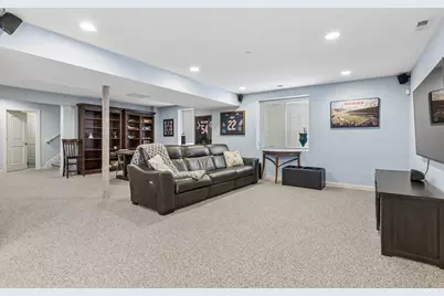 822 E Prairie Avenue, Des Plaines, IL 60016 - Photo 22