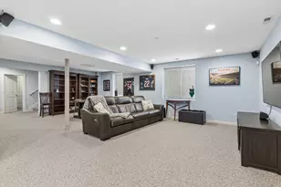 822 E Prairie Ave, Des Plaines, IL 60016 - Photo 22