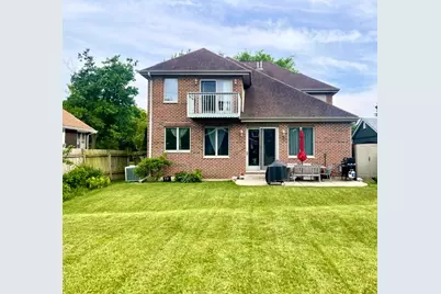822 E Prairie Avenue, Des Plaines, IL 60016 - Photo 4