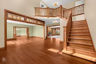 11N720 Muirhead Rd, Elgin, IL 60124 - Photo 8