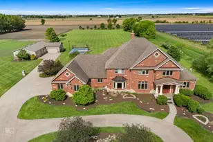11N720 Muirhead Rd, Elgin, IL 60124 - Photo 4
