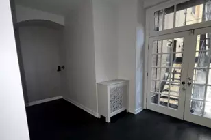257 E Delaware Pl, Chicago, IL 60611 - Photo 12
