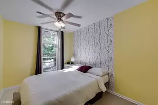 1011 N La Salle Dr, Chicago, IL 60610 - Photo 16