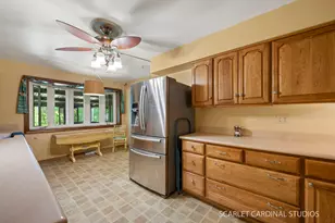 1365 Colorado Ave, Aurora, IL 60506 - Photo 10