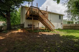 301 Bentley Dr, Normal, IL 61761 - Photo 26
