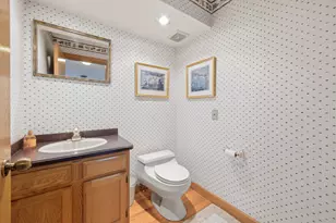 607 Berkshire Ct, Downers Grove, IL 60516 - Photo 48