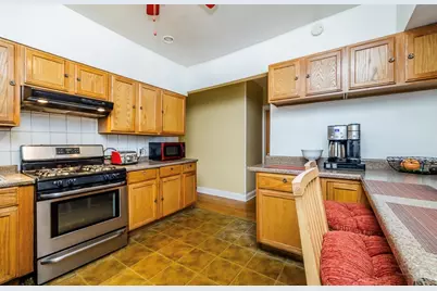 1910 Dewey Avenue, Evanston, IL 60201 - Photo 12