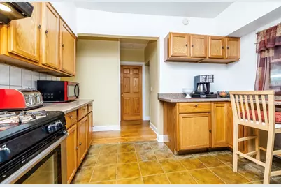 1910 Dewey Avenue, Evanston, IL 60201 - Photo 14