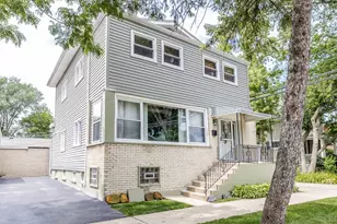 1910 Dewey Ave, Evanston, IL 60201 - Photo 2