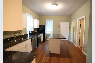 2115 W Wellington Avenue, Chicago, IL 60618 - Photo 26