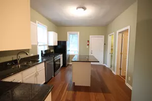2115 W Wellington Ave, Chicago, IL 60618 - Photo 26