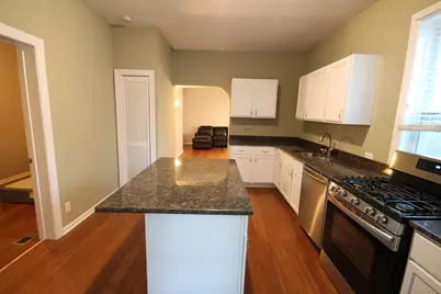 2115 W Wellington Avenue, Chicago, IL 60618 - Photo 28