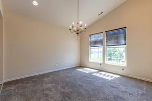 24852 W Gates Ln, Plainfield, IL 60585 - Photo 6