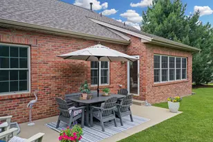 36 Laurel Wood Dr, Bloomington, IL 61704 - Photo 70