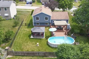 1158 Pinetree Ln, Bartlett, IL 60103 - Photo 2