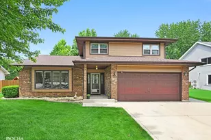29 Mayfair Ln, Aurora, IL 60504 - Photo 1