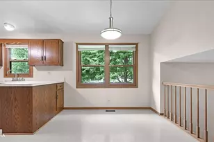 29 Mayfair Ln, Aurora, IL 60504 - Photo 12