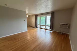 2200 Arbor Cir, Downers Grove, IL 60515 - Photo 6