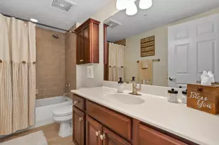 225 Main St, Roselle, IL 60172 - Photo 16