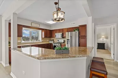 225 Main Street #214, Roselle, IL 60172 - Photo 10
