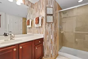 225 Main St, Roselle, IL 60172 - Photo 18