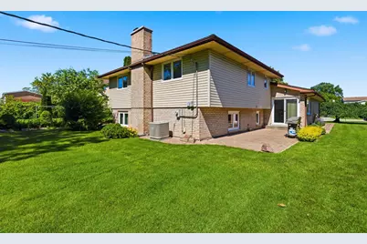 9242 N Washington Street, Niles, IL 60714 - Photo 22