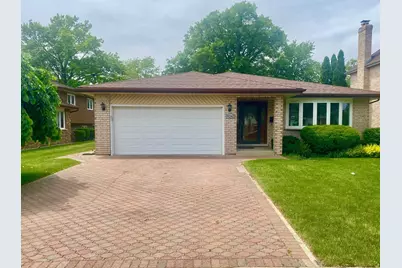 9242 N Washington Street, Niles, IL 60714 - Photo 2