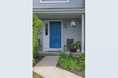 39W555 Sulley Drive, Geneva, IL 60134 - Photo 2